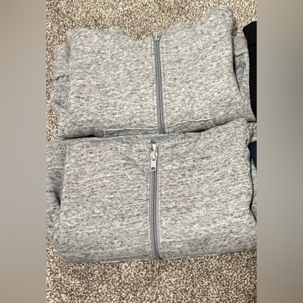 2 Old Navy Zip-up Hooded Sweatshirts - Size XS (5)